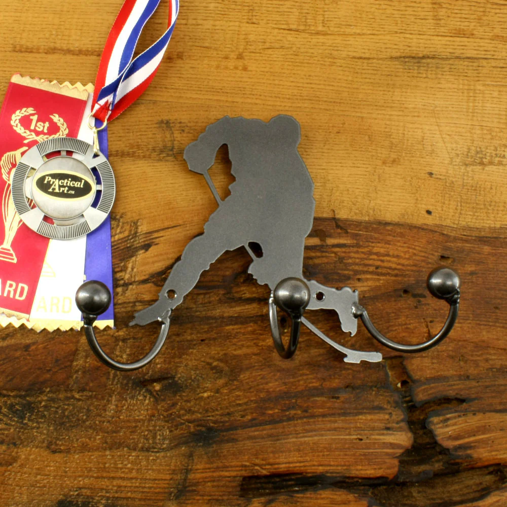Hockey Player Award Holder: Wall Mounted Metal Art - Image 3