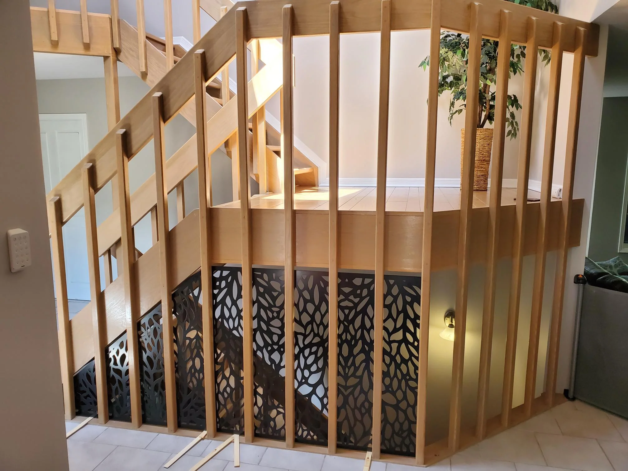 Metal Privacy Screen Decorative Circular Design - CR04 - Image 2