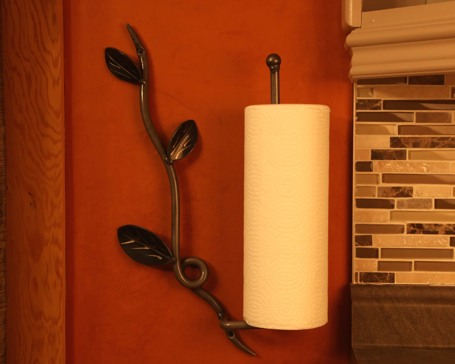 Paper Towel Holder: Wall-mounted Ornamental Metal Art Paper Towel Holders - Image 6