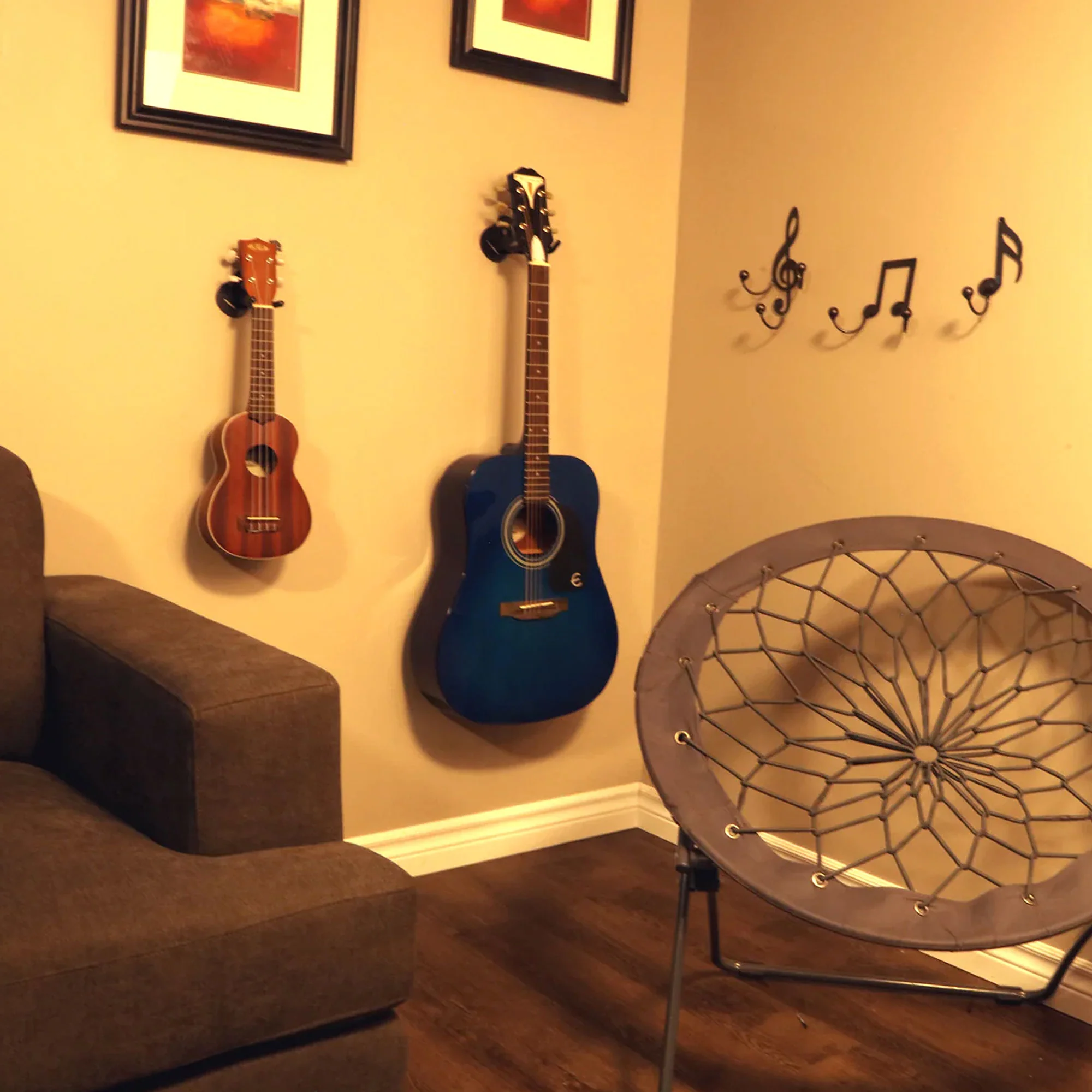 Ukulele Holder: Wall-mounted Metal Art Ukulele Holders - Image 3